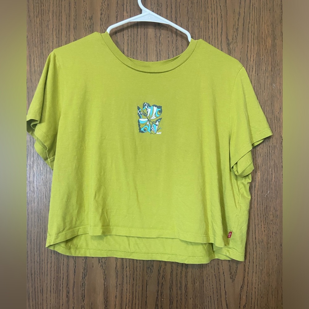 levi’s crop top .